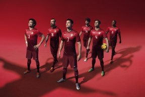 kaiyun体育app-逆境中寻找希望：欧冠中的“战斗精神”故事，欧冠最伟大的逆转