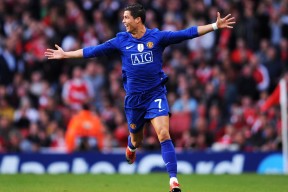 Kaiyun APP-森林狼锋线组合进行高强度力量训练，森林狼训练营