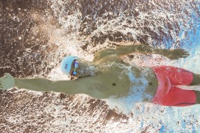 开云官方-特色足球教育逐步推广至基层，畅通青少年成长路径，足球特色教育方案